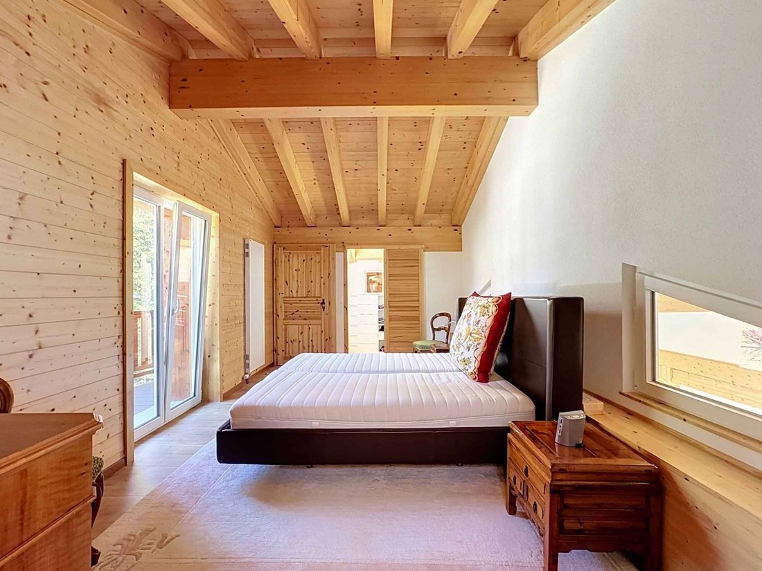 Chalet in Crans-Montana, Valais/Wallis, Switzerland 3 - 18905443