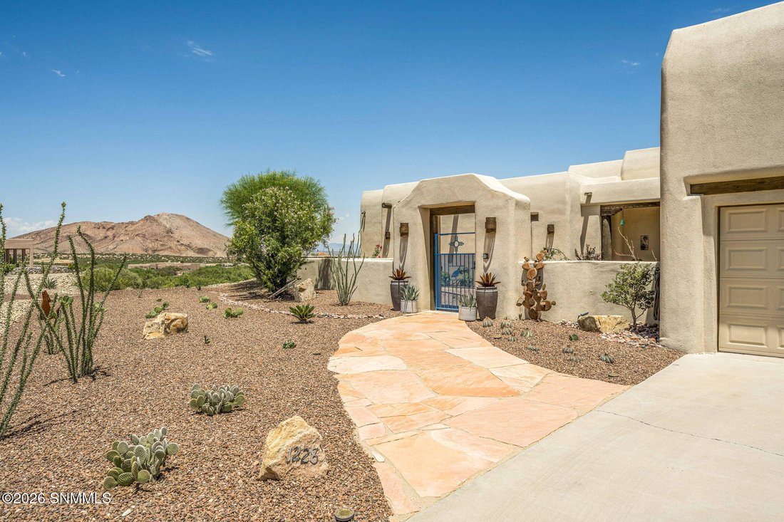 House in Las Cruces, New Mexico, United States 3 - 17512184