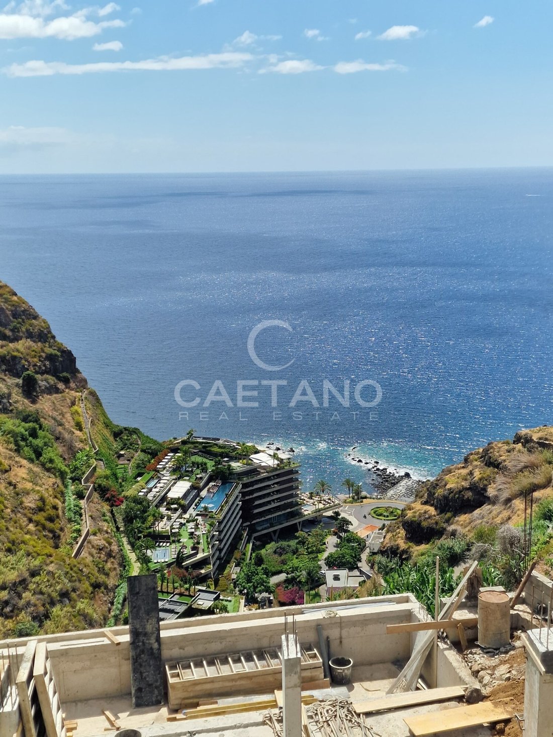 Villa in Estreito da Calheta, Autonome Region Madeira, Portugal 2 - 18745227