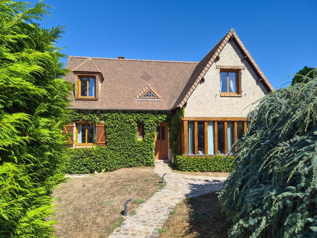House in Limours, Ile-de-France, France 1 - 18907152