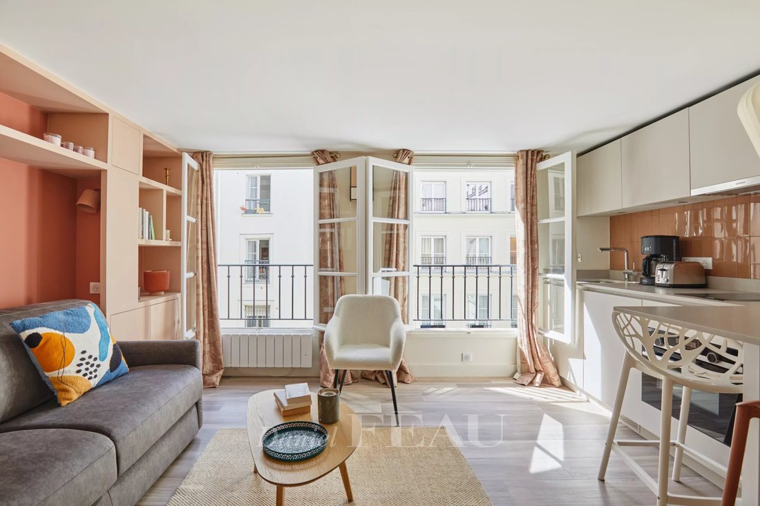 Apartment in Palais Royal, Paris 1er Arrondissement, Paris 2 - 18907548