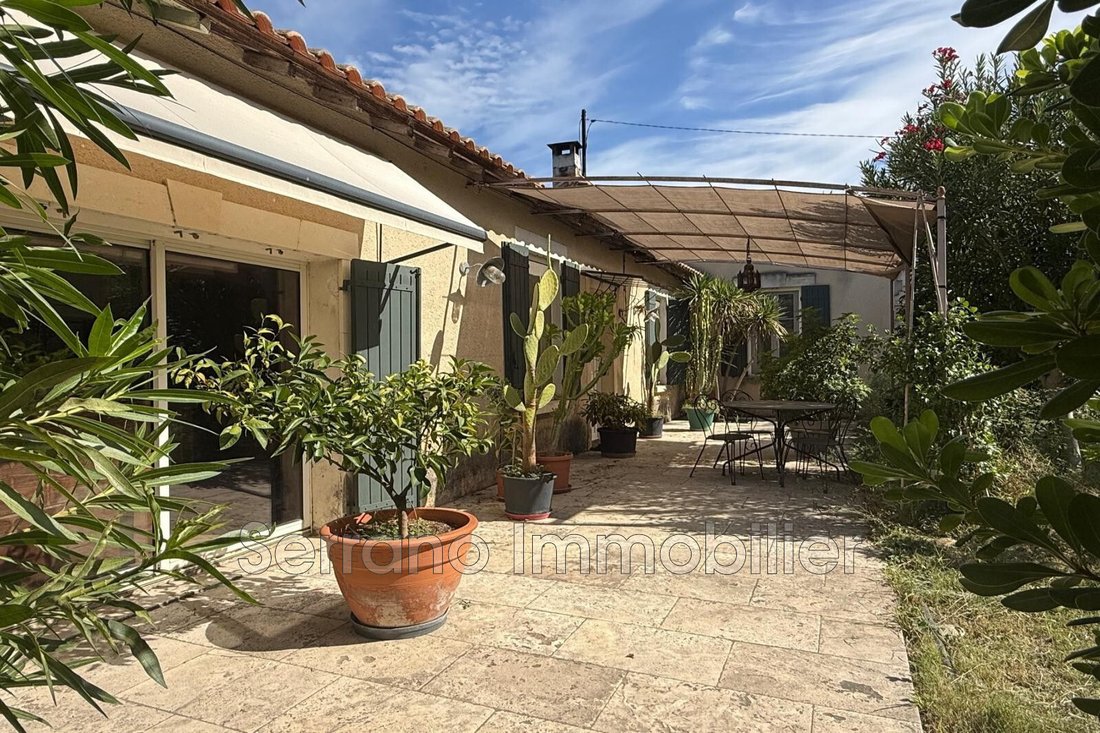 Villa à Eyragues, Provence-Alpes-Côte d'Azur, France 3 - 18913665