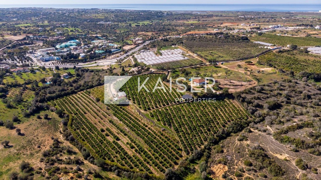 Villa in Alcantarilha, Algarve, Portugal 1 - 10904787