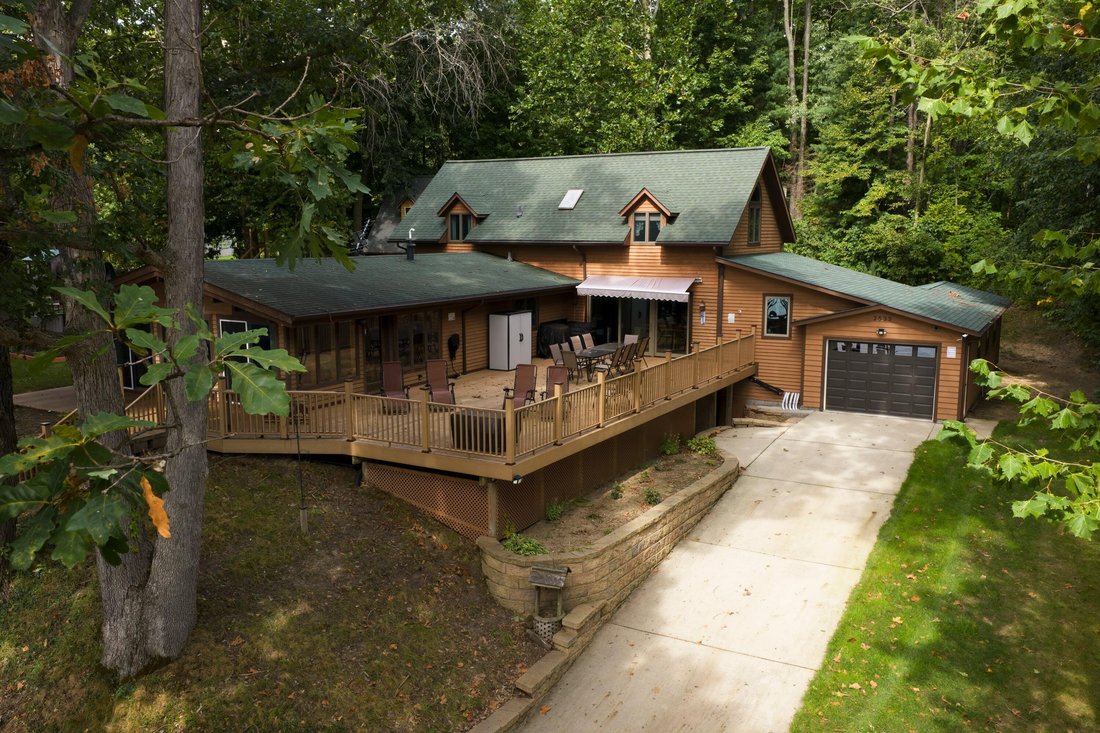 House in Allegan, Michigan, United States 2 - 18909947