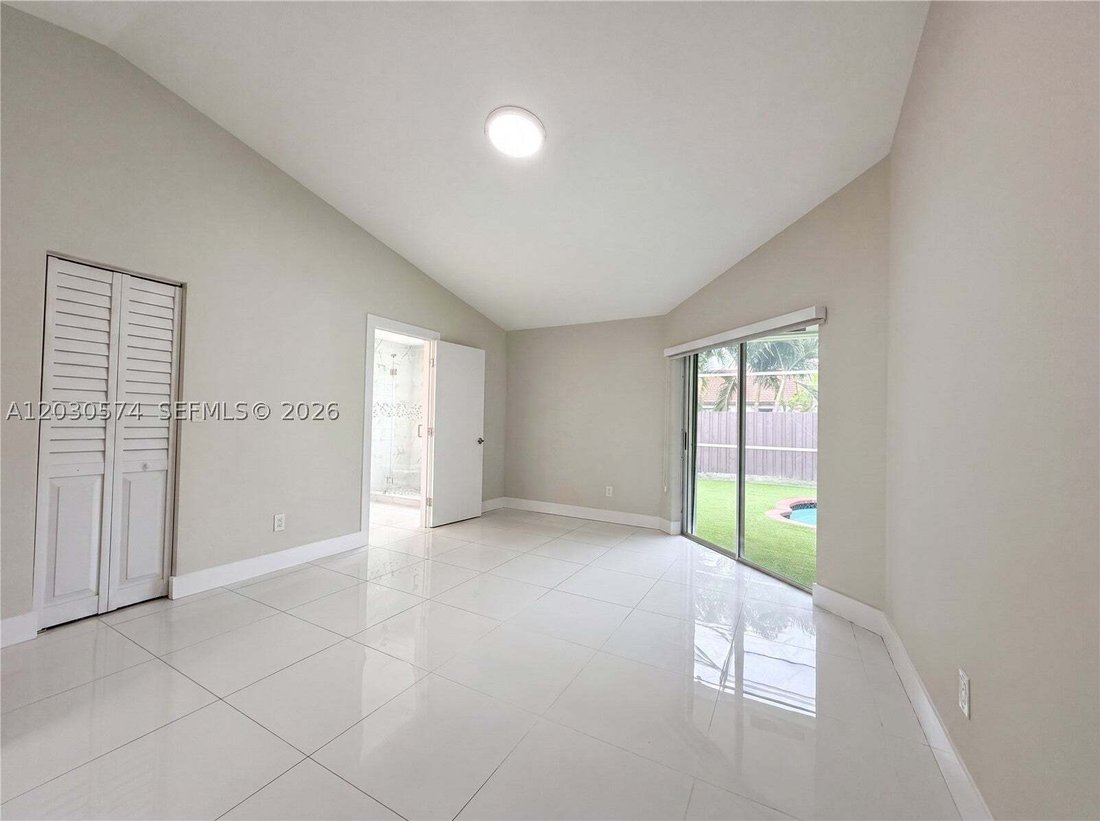 Casa en Miami, Florida, Estados Unidos 4 - 18074935