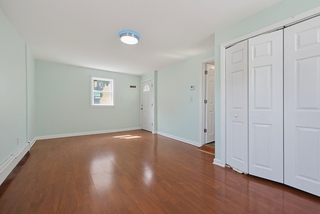 Andere in Malden, Massachusetts, Vereinigte Staaten 2 - 18546030