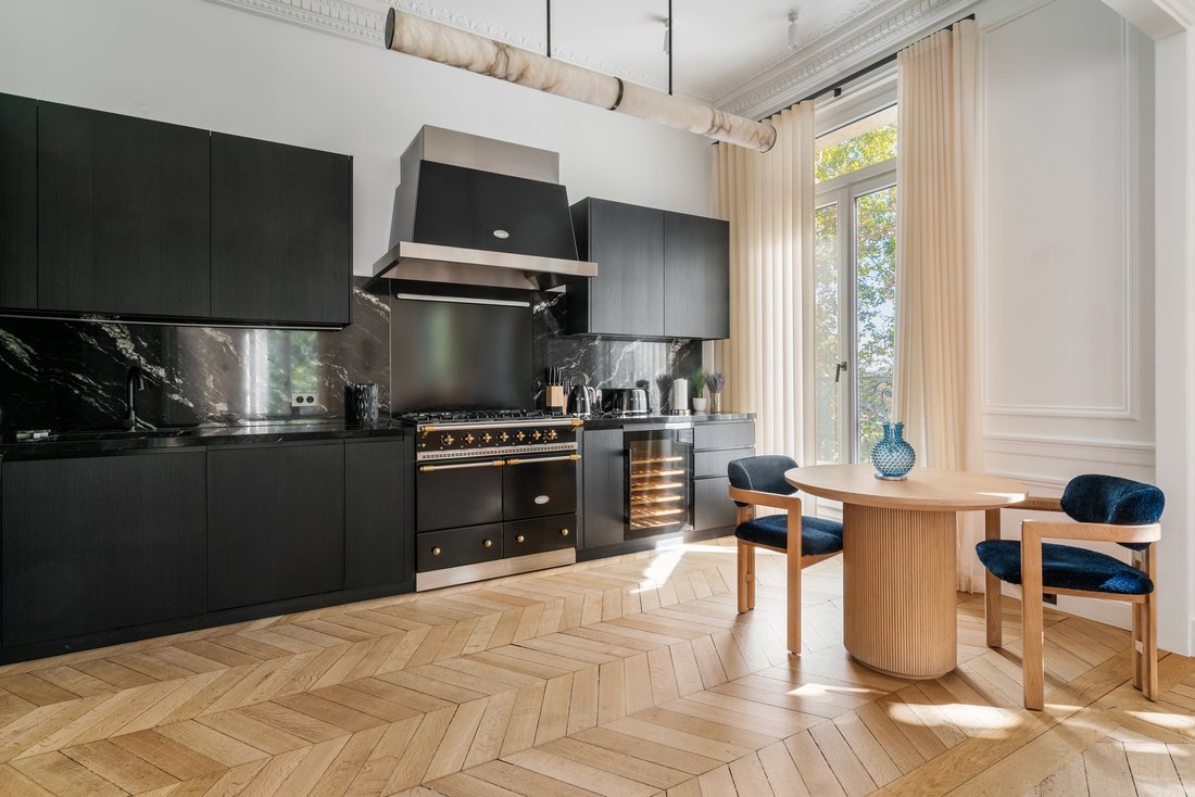 Appartamento a Triangle d'Or, Paris 8e Arrondissement, Parigi 3 - 18920059