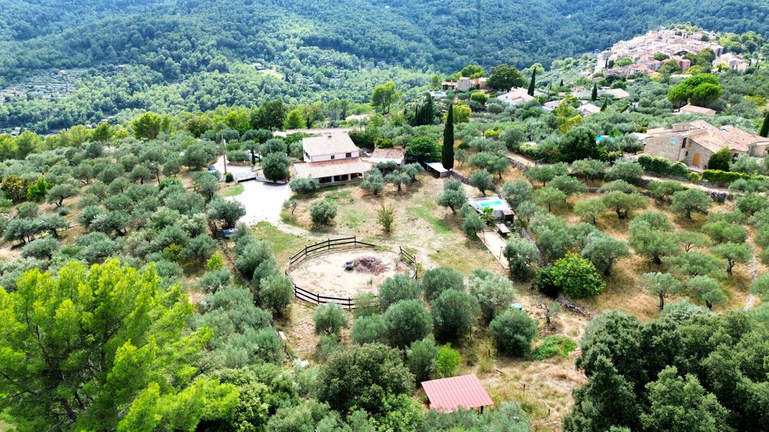 Villa en Claviers, Provenza-Alpes-Costa Azul, Francia 1 - 18917927