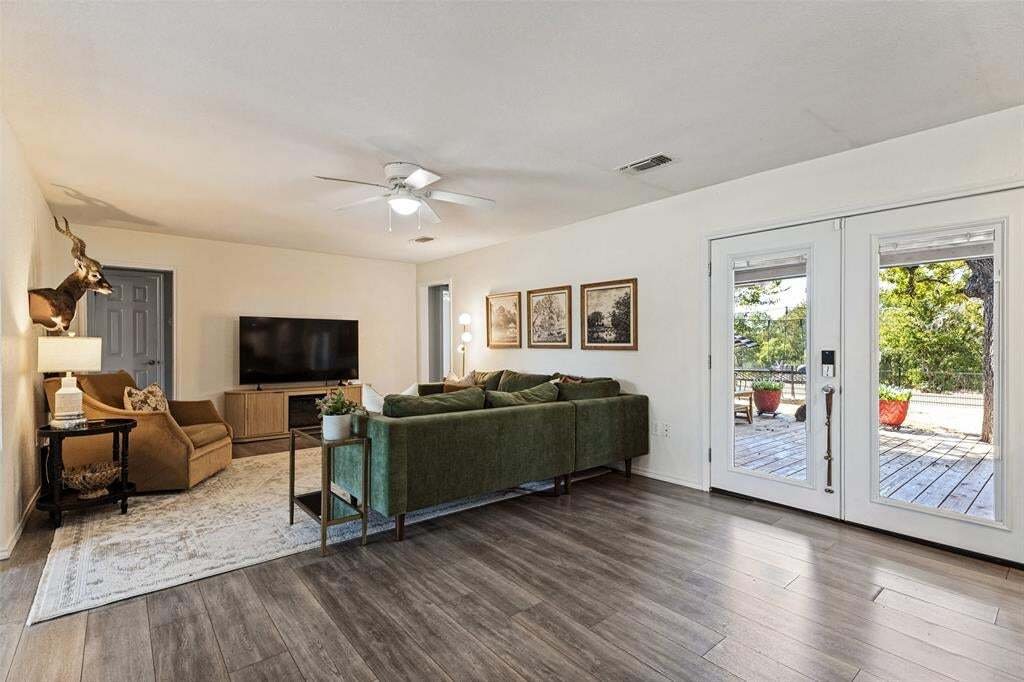 House in Azle, Texas, United States 4 - 18915501