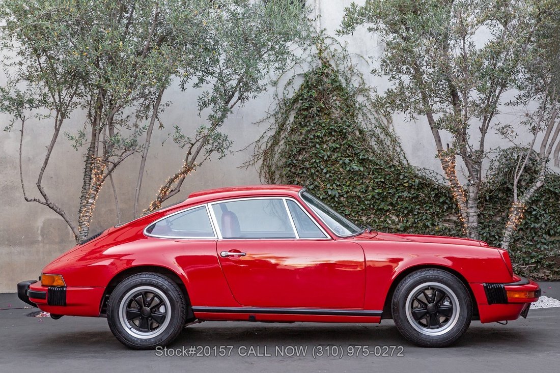 Porsche 911S in Los Angeles, CA 4 - 18913945