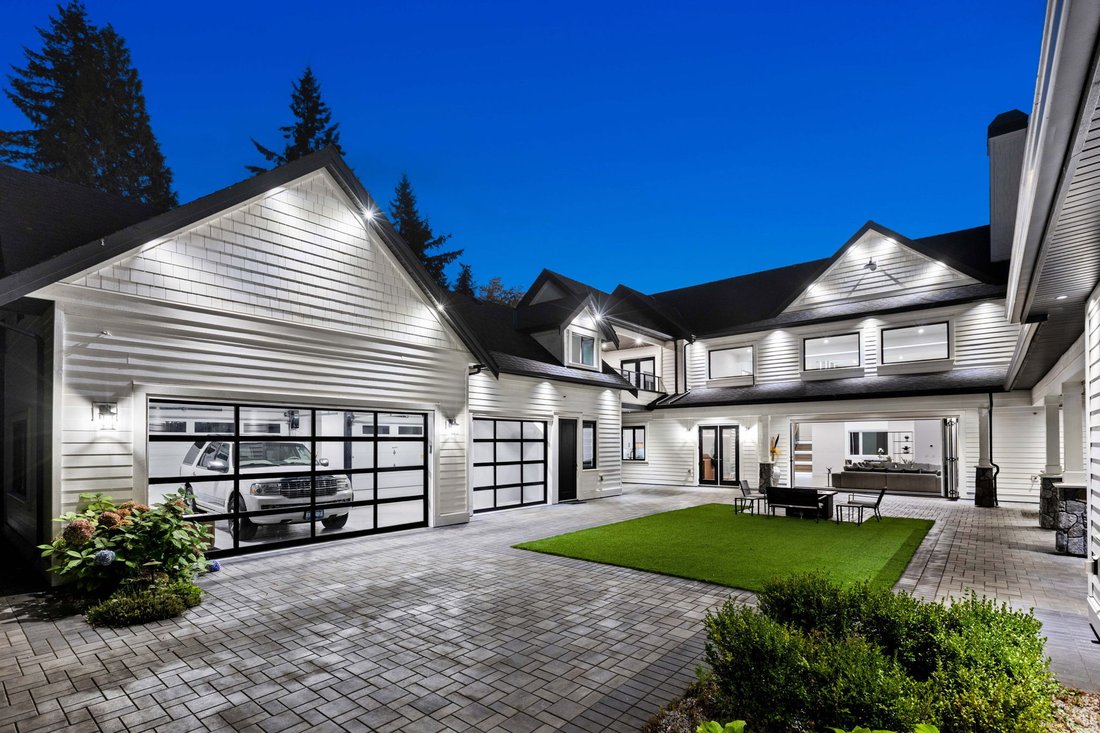 Estate in Surrey, British Columbia, Canada 2 - 18914211