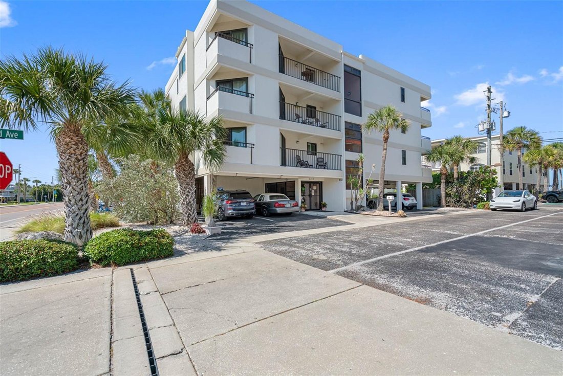 Condo in Indian Shores, Florida, United States 1 - 18918840
