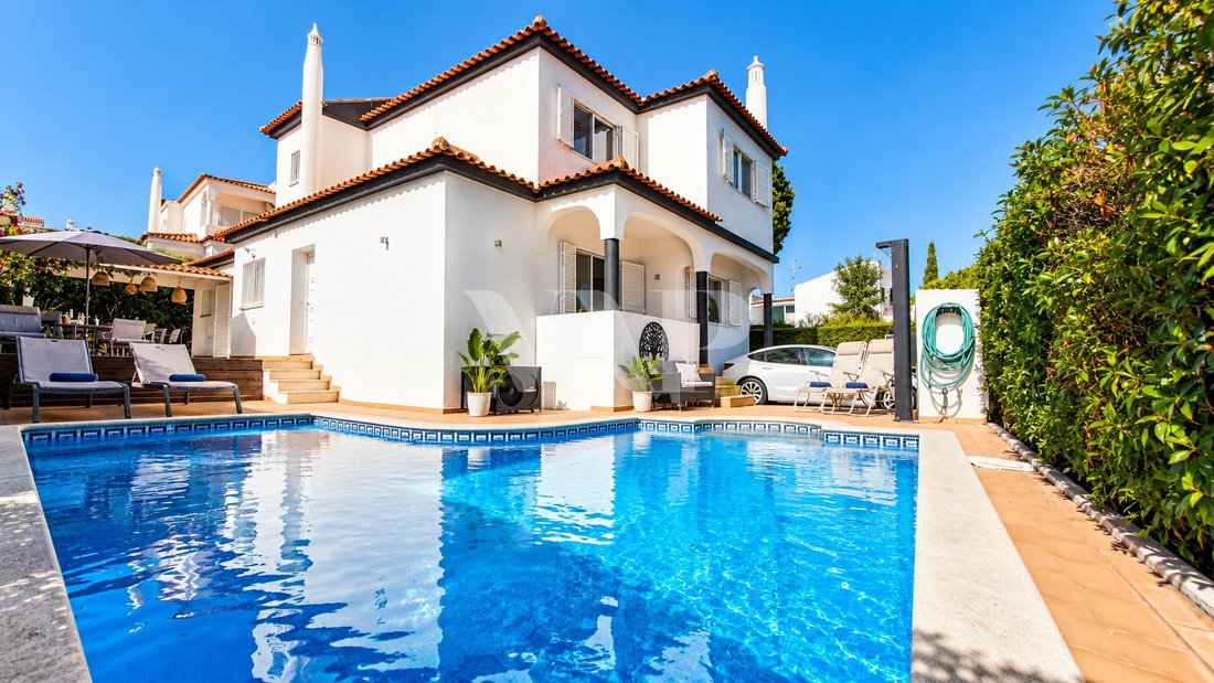 Villa à Vilamoura, Quarteira, Algarve 1 - 18917707