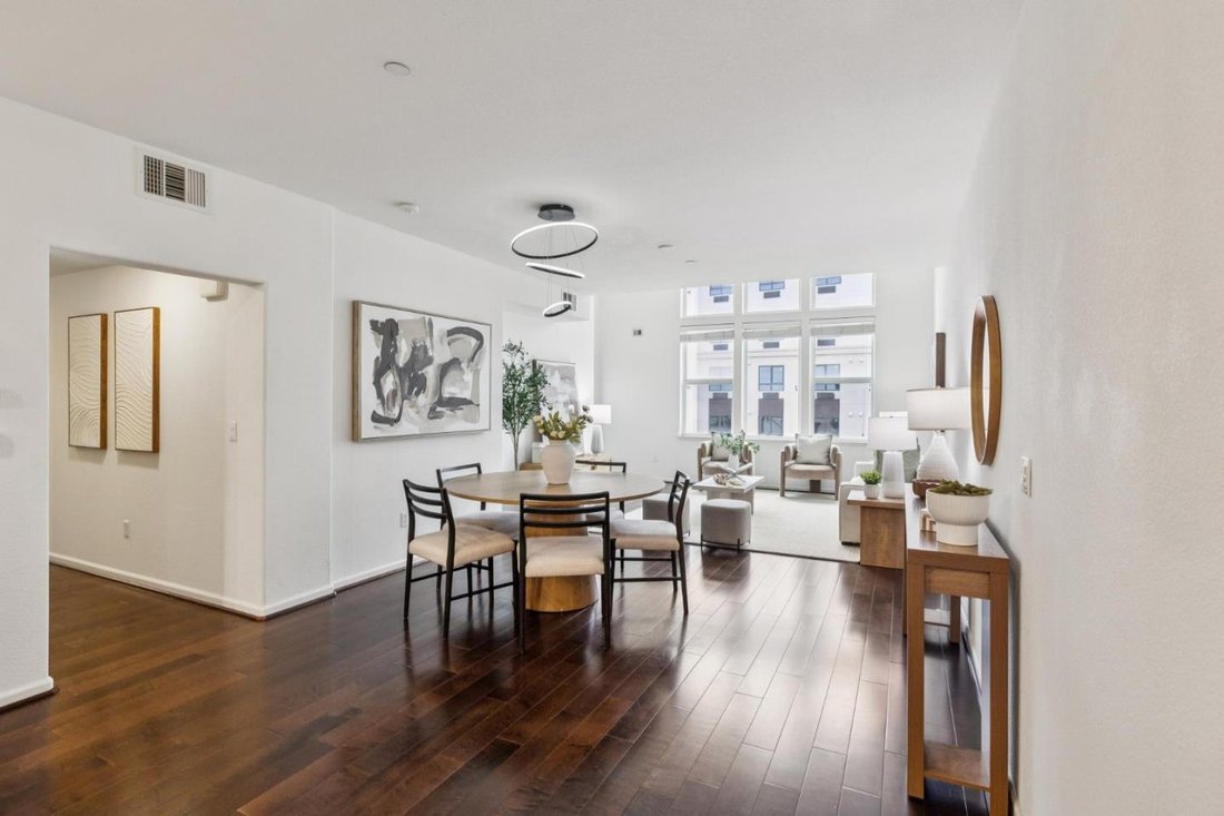 Condo in Millbrae, California, United States 2 - 18909426