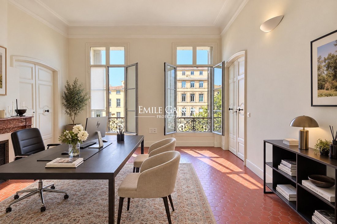 Appartement à Comtale-Cente-Cours Mirabeau, Aix-en-Provence, France 4 - 18911611