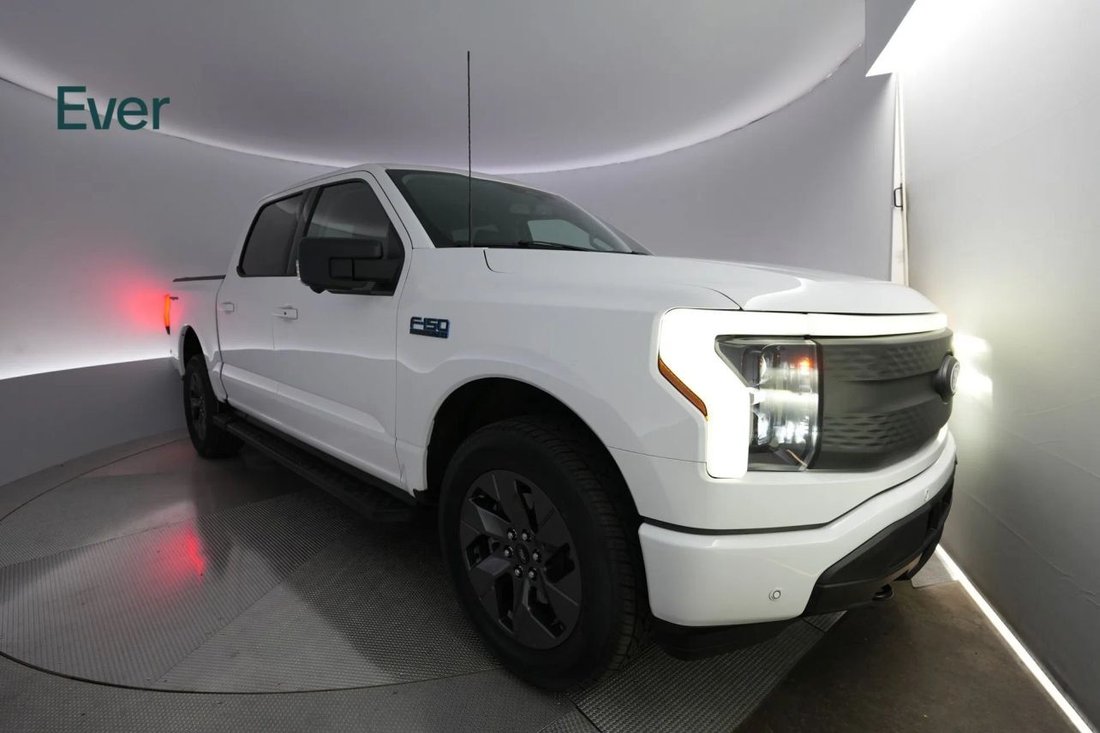 Pickup in San Francisco, CA, United States 2 - 18691809