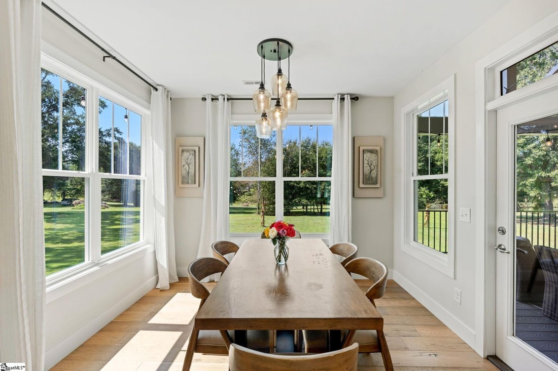 House in Taylors, South Carolina, United States 3 - 18906060