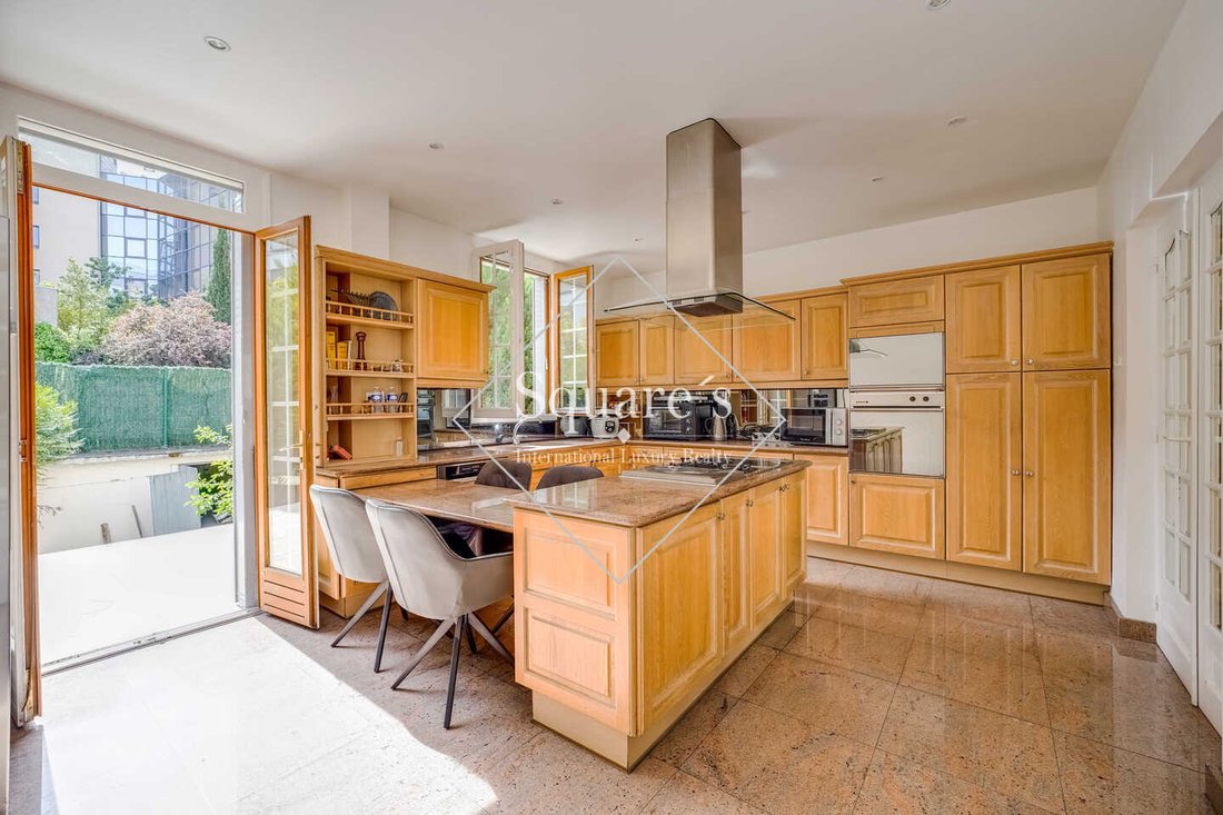 Apartment in Epinettes, Issy-les-Moulineaux, France 3 - 18920985