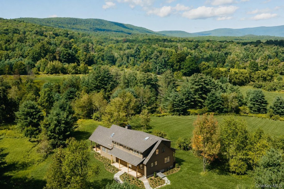 House in Kerhonkson, New York, United States 1 - 18912928