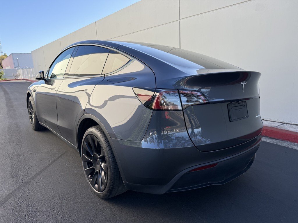 Tesla Model Y in San Diego, CA, United States 4 - 18915405