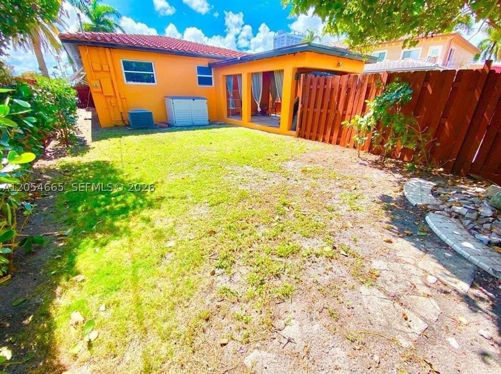 House in Hollywood, Florida, United States 2 - 18905730