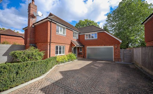 Casa a Burgess Hill, Inghilterra 1
