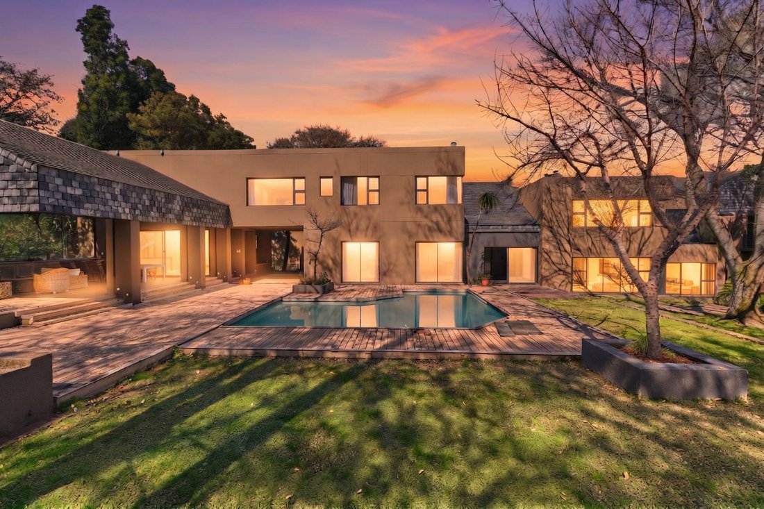 House in Bryanston, Gauteng, South Africa 1 - 18906456