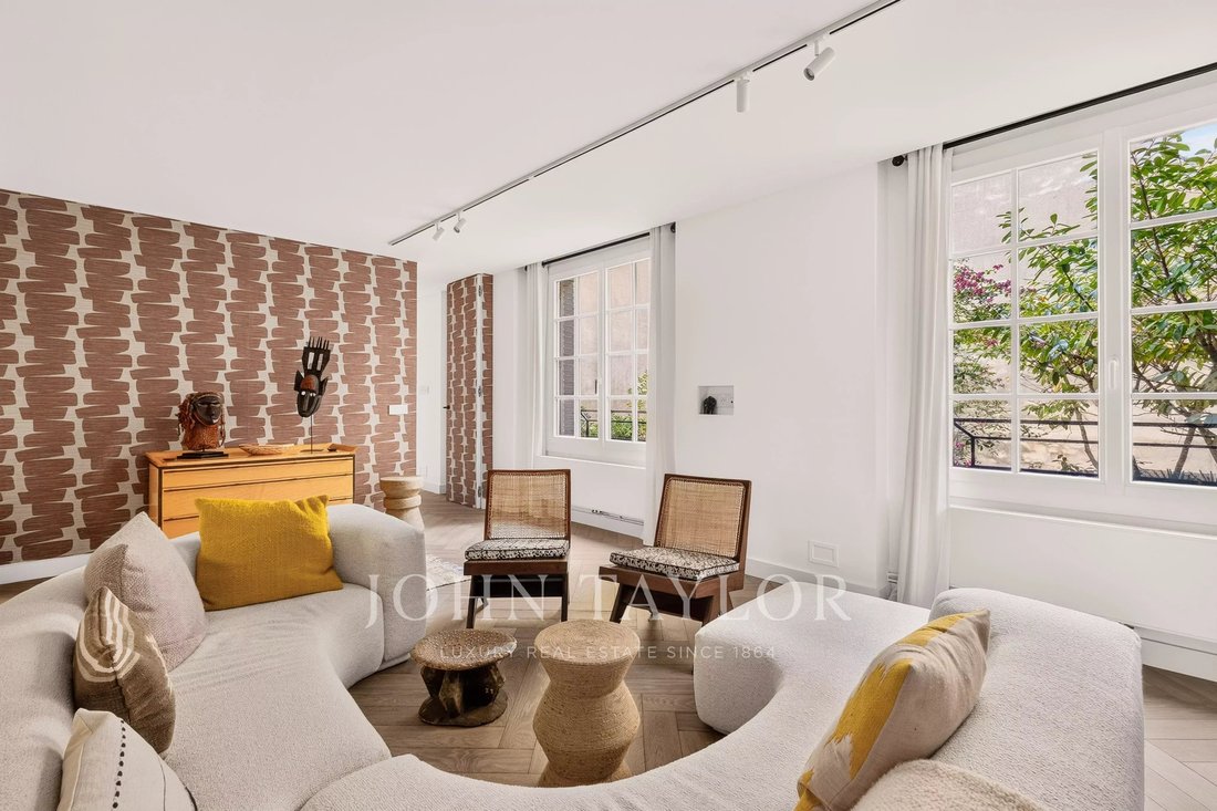 Apartment in Île Saint Louis, Paris 4e Arrondissement, Paris 2 - 18908009