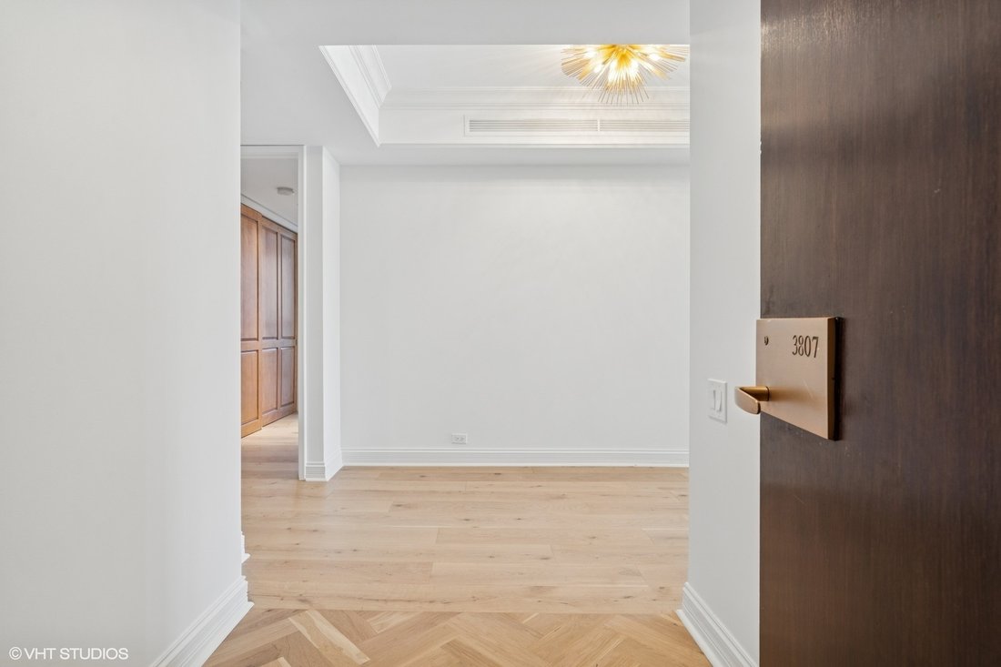 Condo in Chicago, Illinois, United States 5 - 18905126