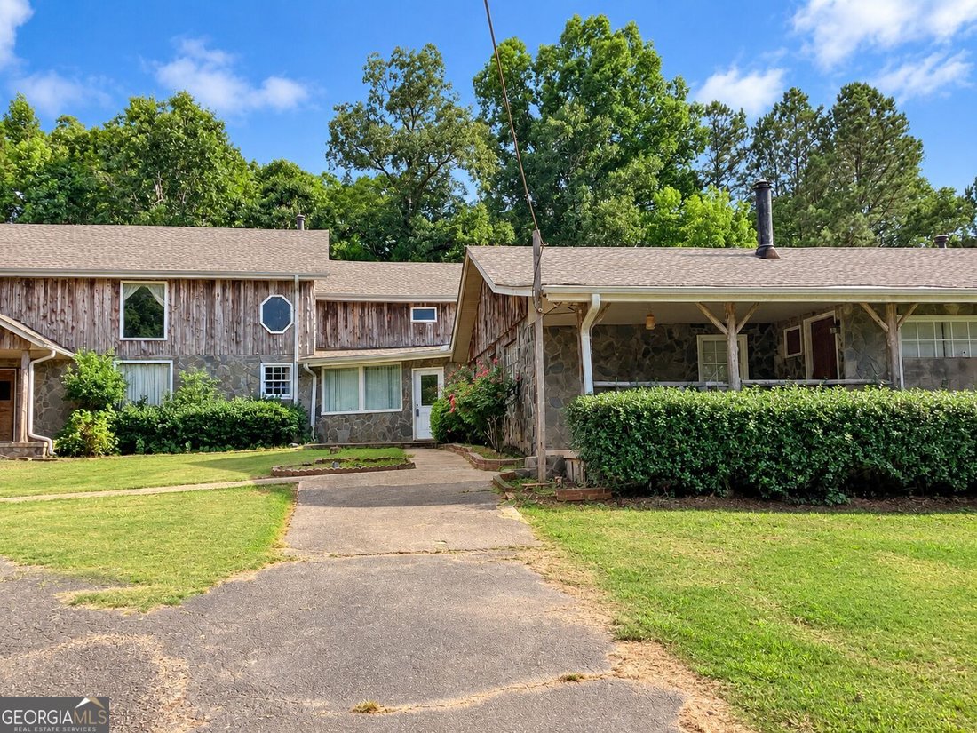 House in Barnesville, Georgia, United States 4 - 18132874