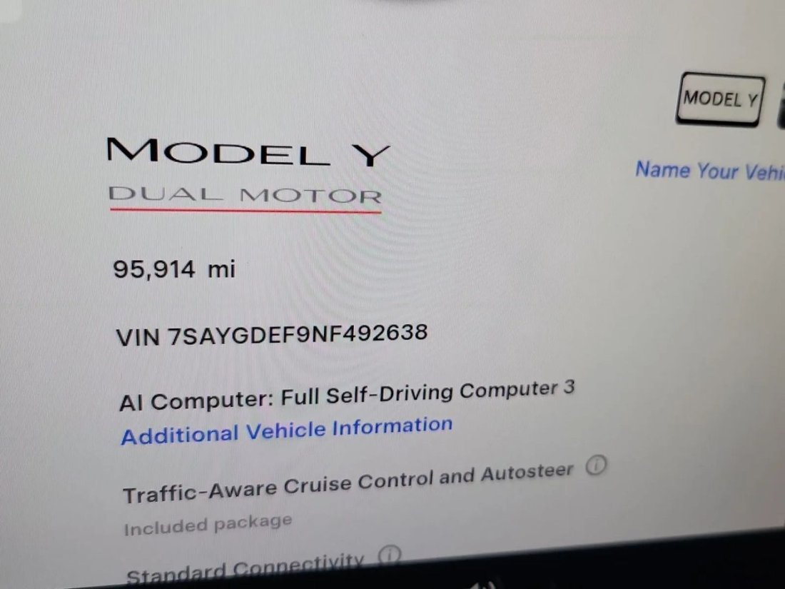 Suv in Riverside, CA, United States 2 - 18913835