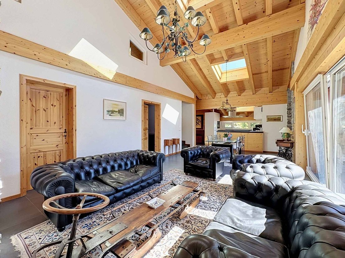 Chalet in Crans-Montana, Valais/Wallis, Switzerland 2 - 18905443