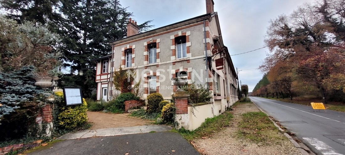 Bracieux, Centre-Val de Loire, France 1 - 18908115