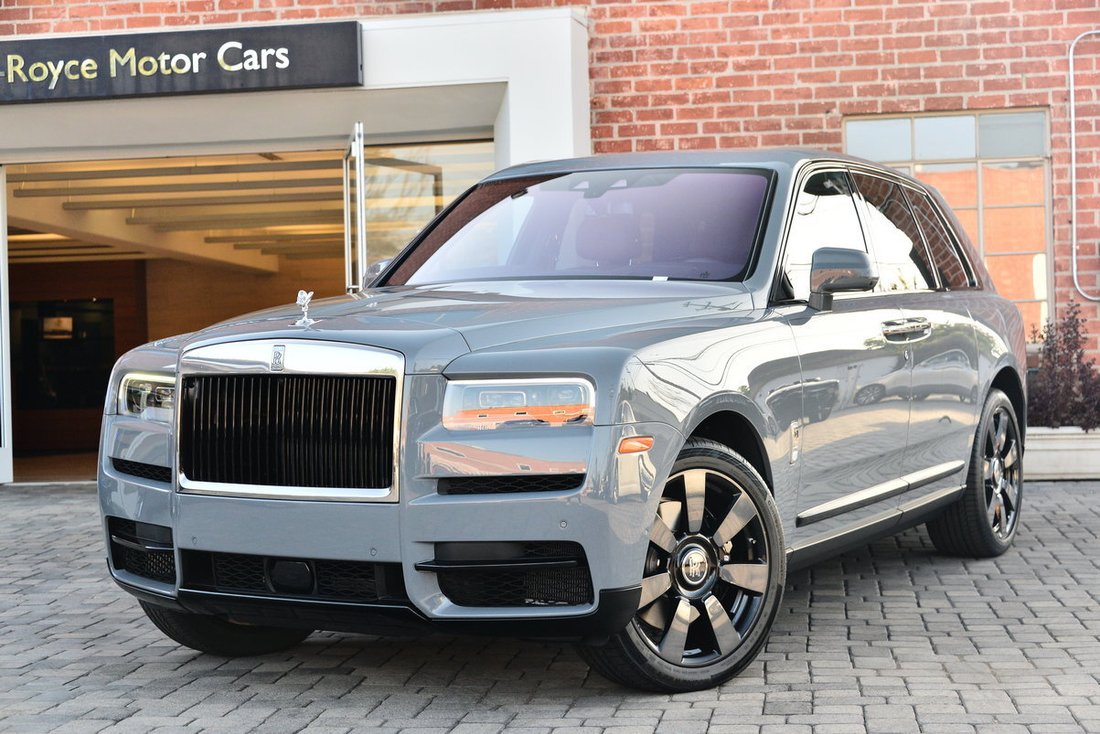 Suv in Beverly Hills, CA, United States 1 - 18920122