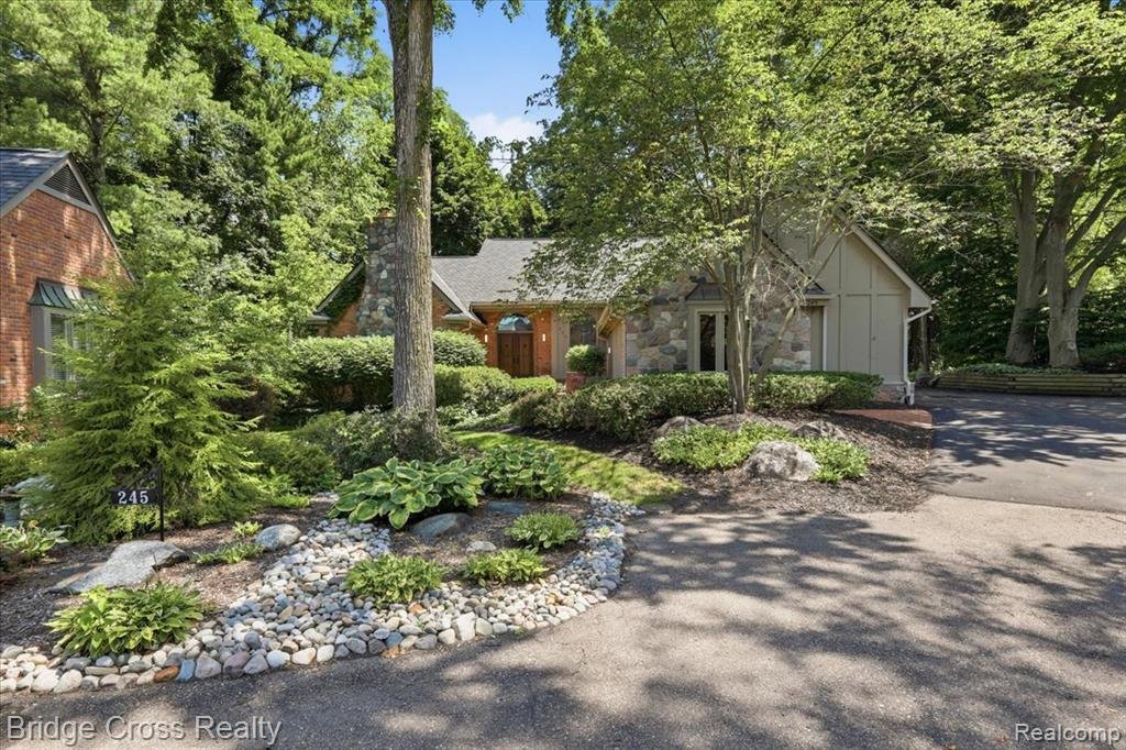 Eigentumswohnung in Bloomfield Hills, Michigan, Vereinigte Staaten 1 - 18433836