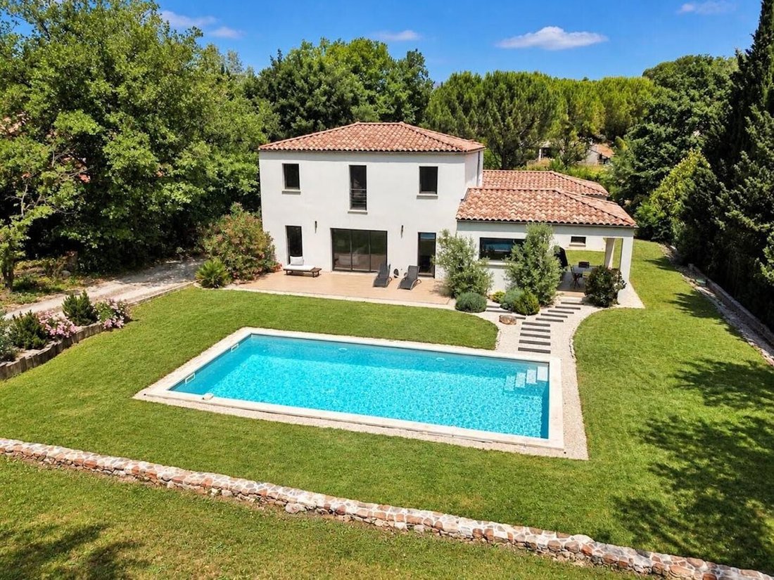 Villa a Rousset, Provenza-Alpi-Costa Azzurra, Francia 1 - 18914448
