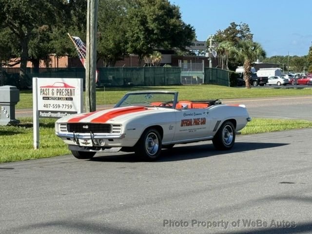 Chevrolet Camaro in Calverton, NY, United States 1 - 18917305