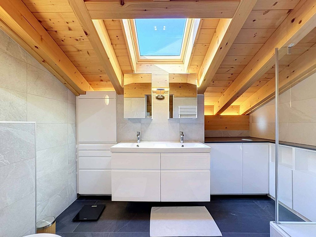 Chalet in Crans-Montana, Valais/Wallis, Switzerland 4 - 18905443