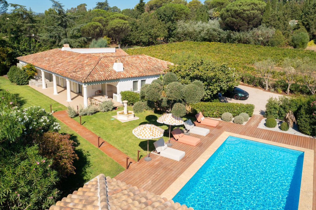 Villa in Grimaud, Provence-Alpes-Côte d'Azur, Frankreich 1 - 18913677