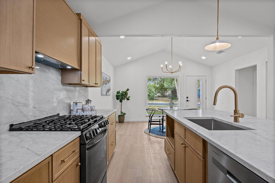 House in Austin, Texas, United States 2 - 18909381