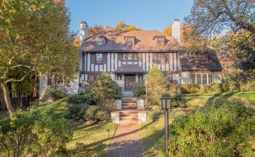 House in Millburn, New Jersey, United States 1