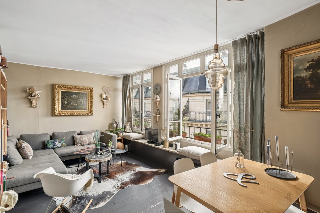 Apartment in Gros Caillou, Paris 7e Arrondissement, Paris 1 - 18908022