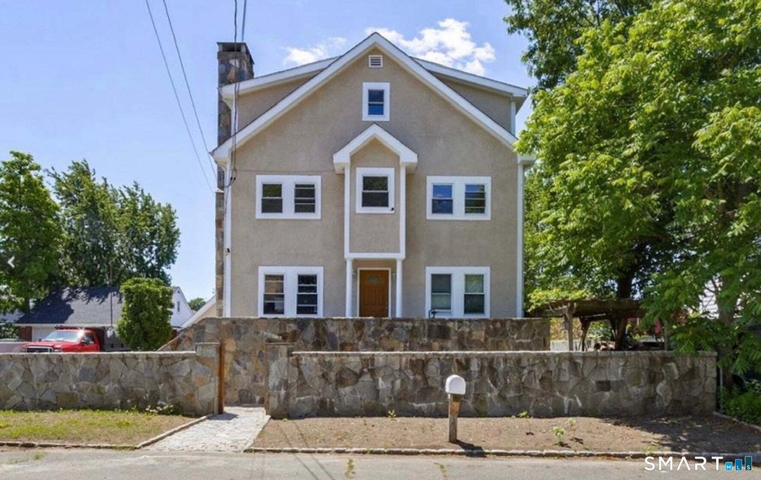 House in Stratford, Connecticut, United States 4 - 18915177