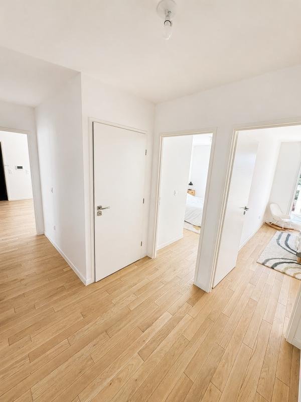 Apartment in Arrondissement of Bobigny, Ile-de-France, France 5 - 18907265