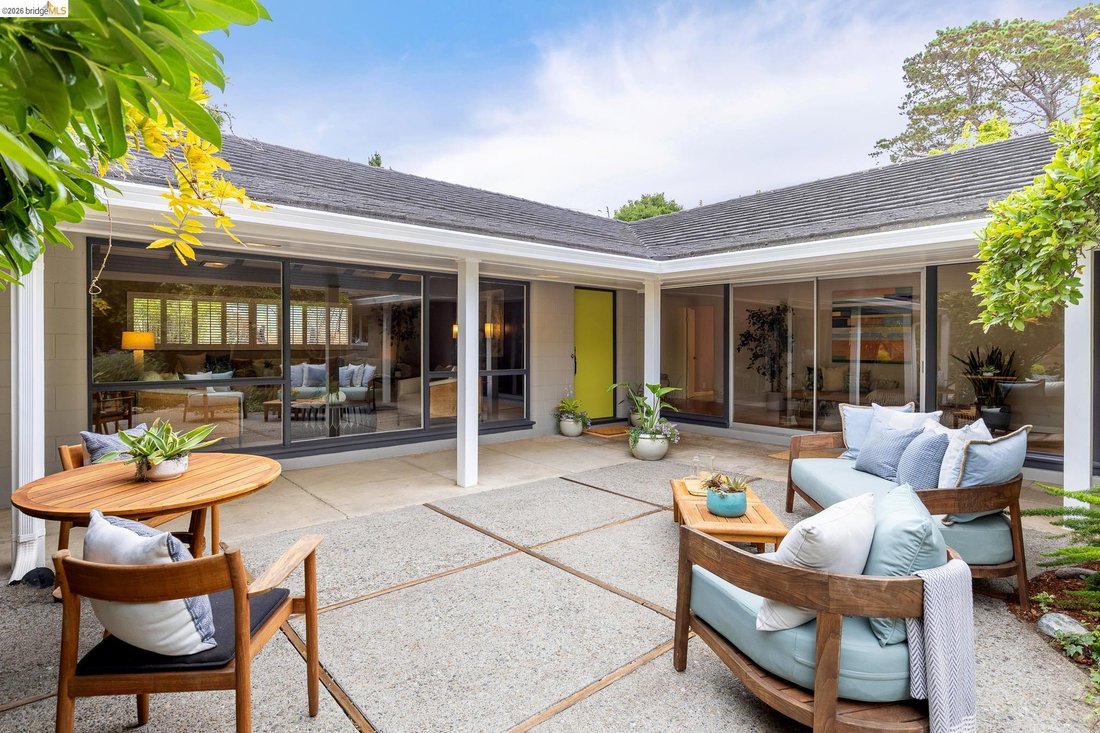 House in Oakland, California, United States 3 - 18909447