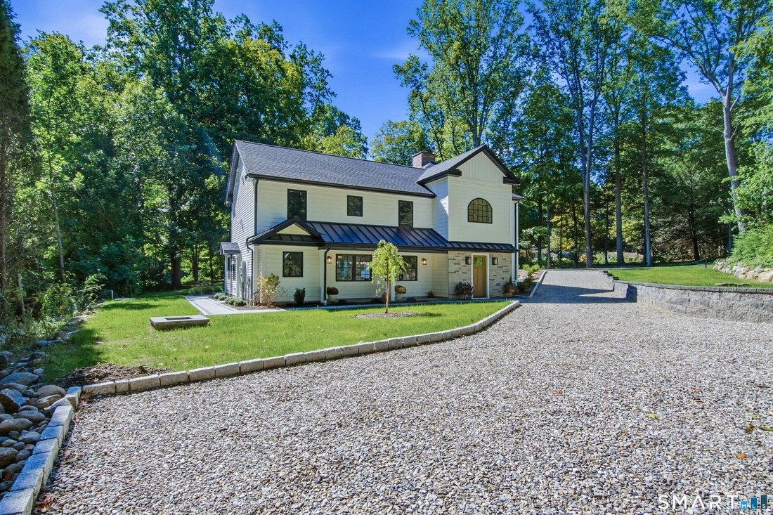 House in Newtown, Connecticut, United States 4 - 18912992