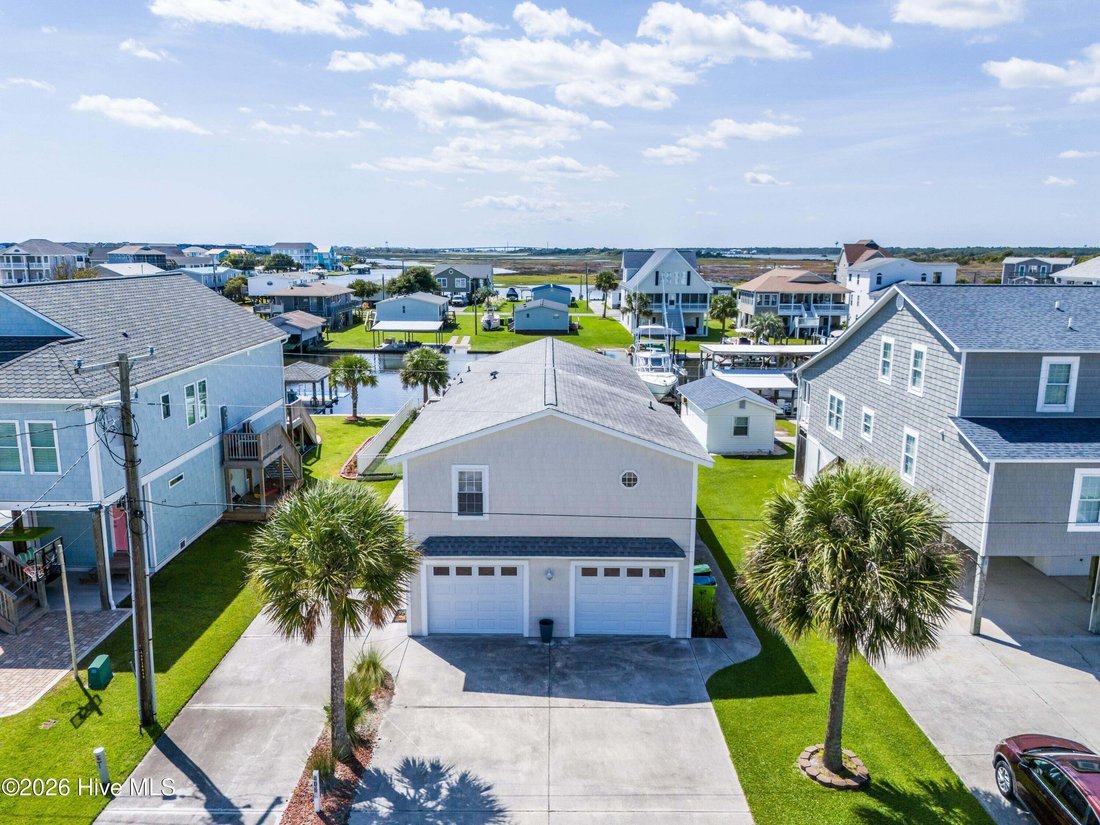 Casa en Topsail Beach, Carolina del Norte, Estados Unidos 3 - 18906354