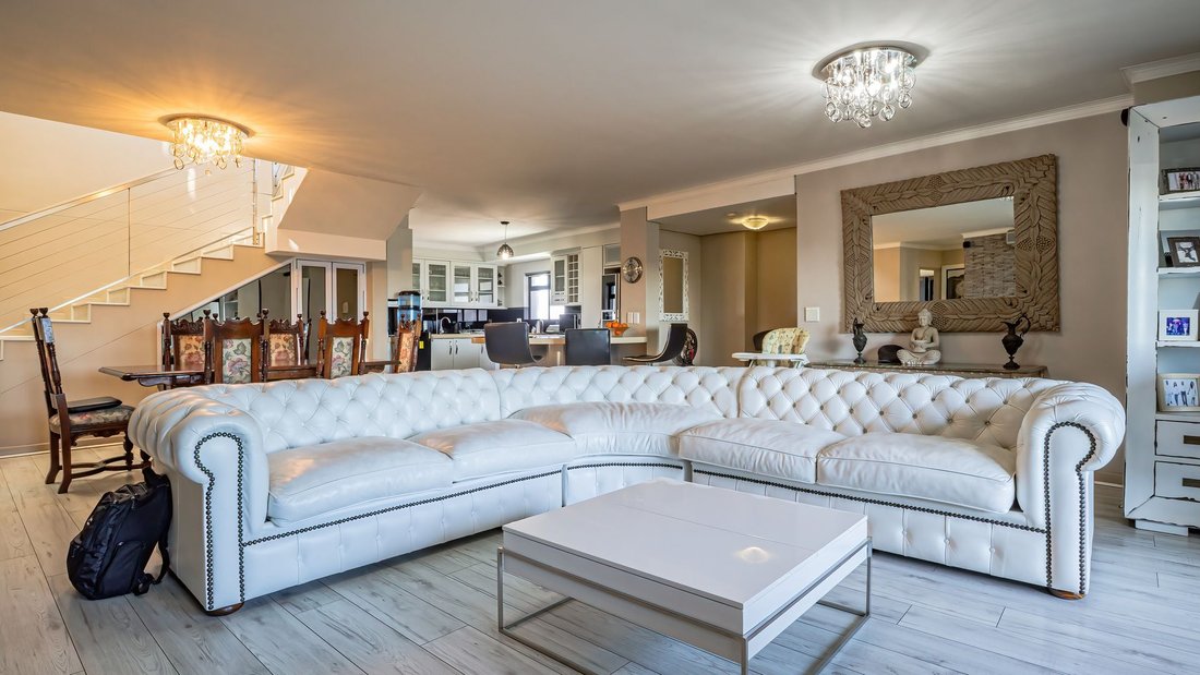 Penthouse in Sea Point, Atlantic Seaboard, Cape Town 3 - 18915225