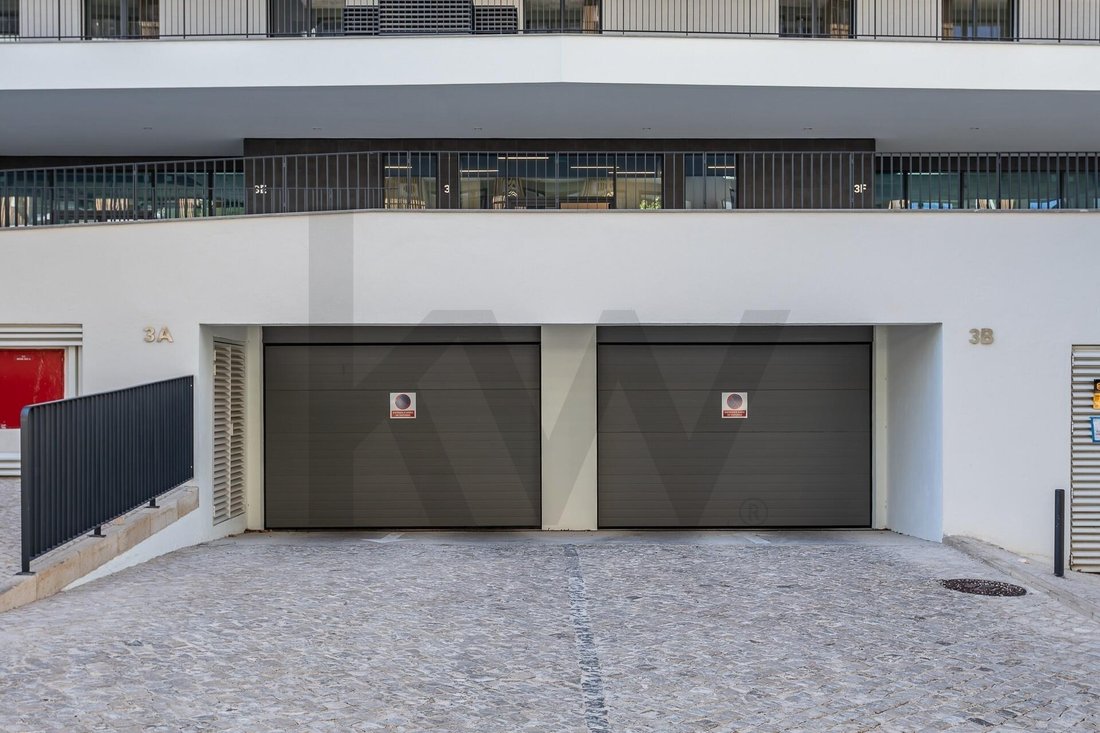 Apartment in Alges, Lisbon, Portugal 4 - 18913177
