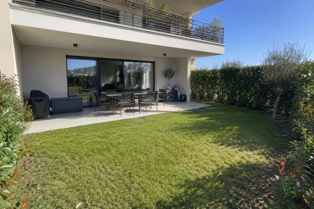 Appartement à Nice, Provence-Alpes-Côte d'Azur, France 1 - 18907851